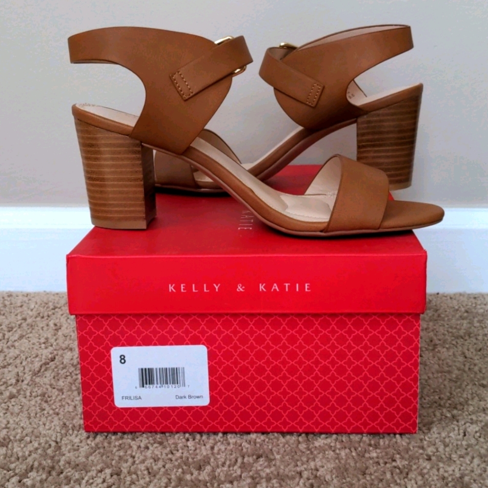 Kelly & Katie Sandals 8